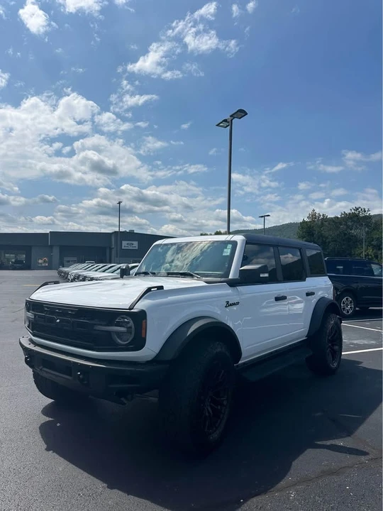 2024 Ford Bronco 6th Gen - Image 5 of 14