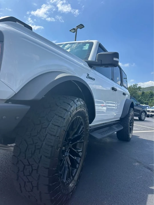 2024 Ford Bronco 6th Gen - Image 3 of 14