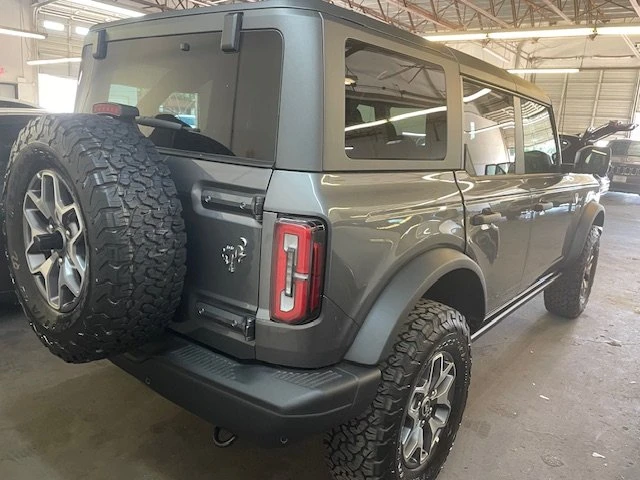 2024 Ford Bronco 6th Gen - Image 9 of 9