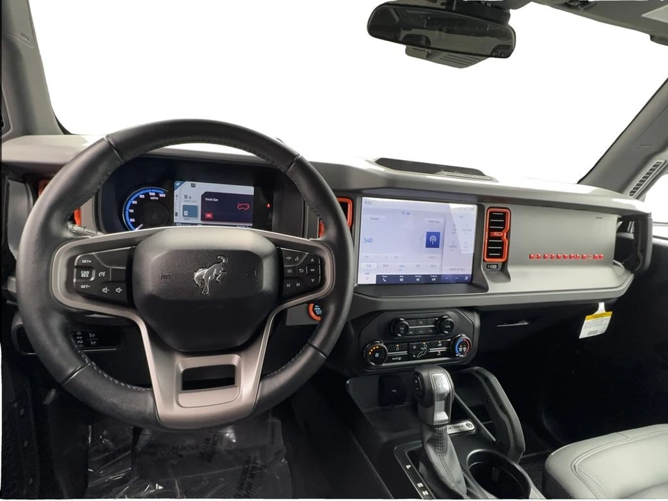 2024 Ford Bronco 6th Gen - Image 27 of 31