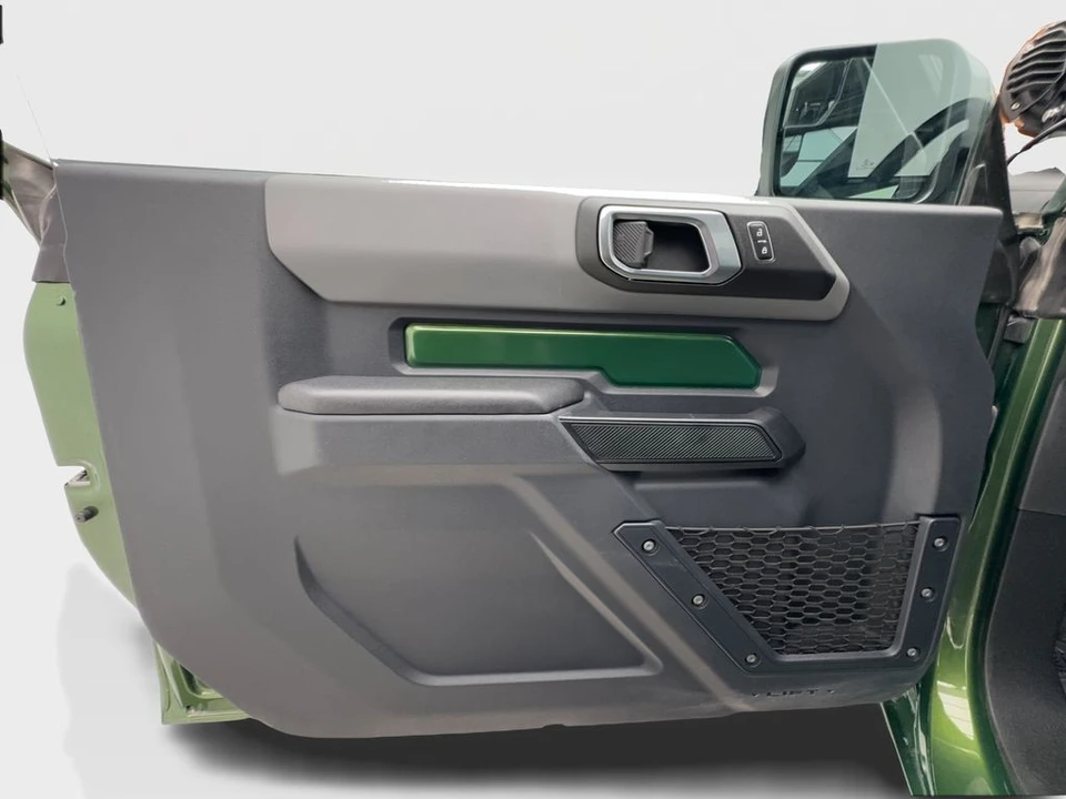 2024 Ford Bronco 6th Gen - Image 20 of 31
