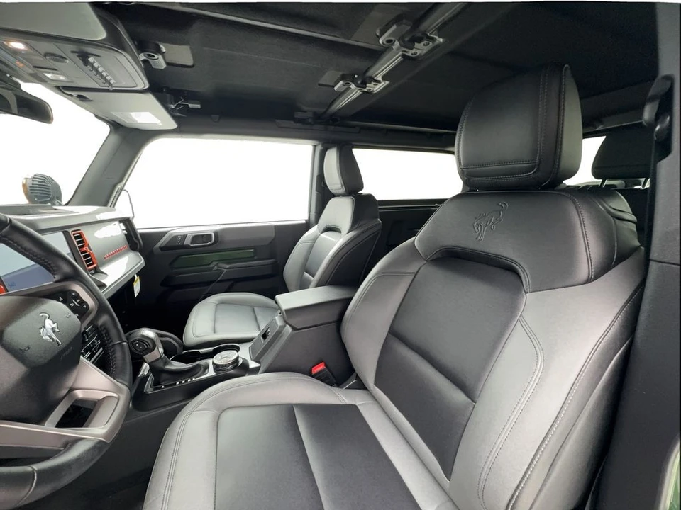 2024 Ford Bronco 6th Gen - Image 18 of 31