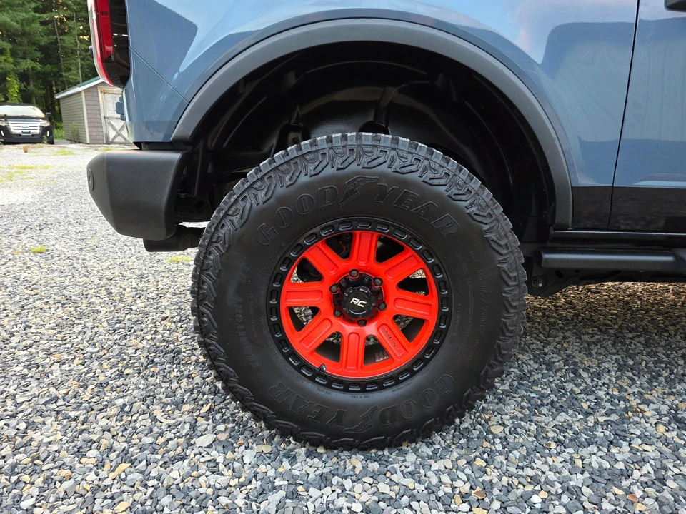 2024 Ford Bronco 6th Gen - Image 17 of 31