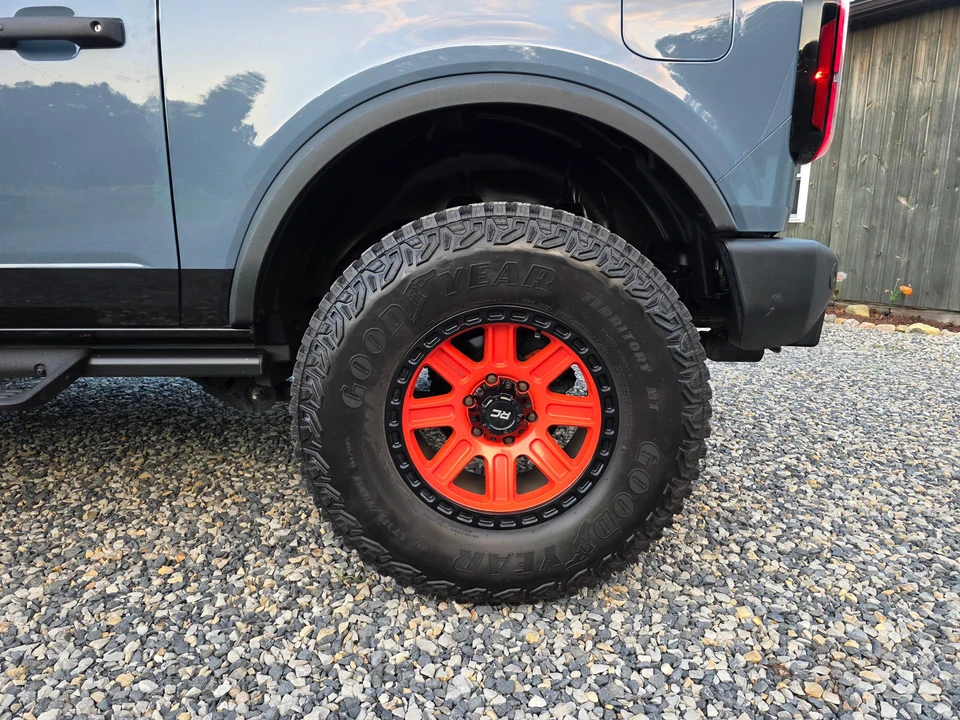 2024 Ford Bronco 6th Gen - Image 16 of 31