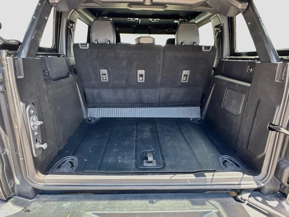2024 Ford Bronco 6th Gen - Image 25 of 31
