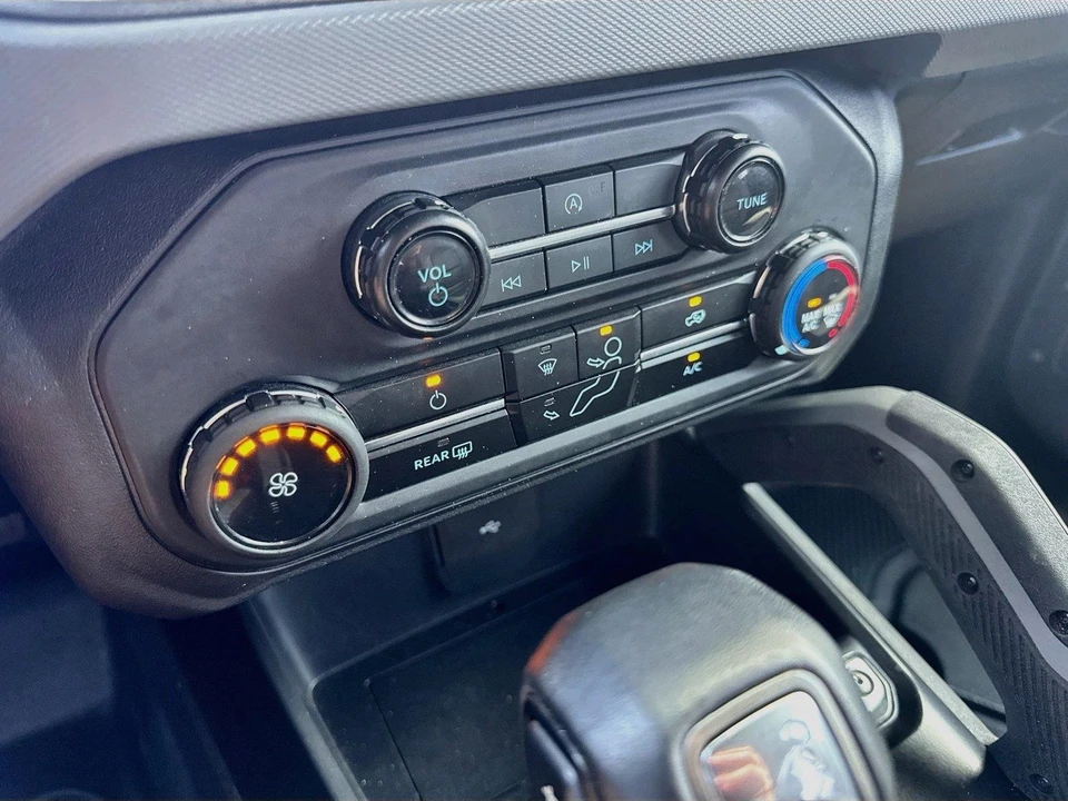 2024 Ford Bronco 6th Gen - Image 20 of 31