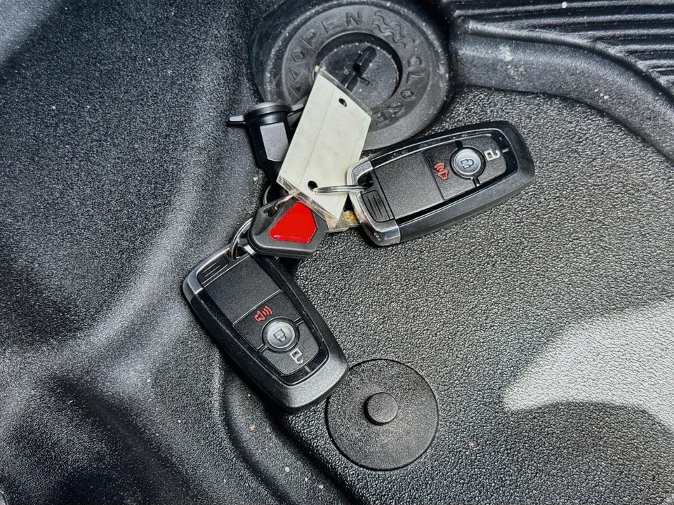 2024 Ford Bronco 6th Gen - Image 29 of 31