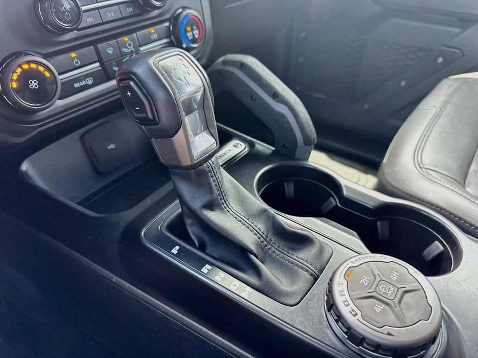 2024 Ford Bronco 6th Gen - Image 21 of 31