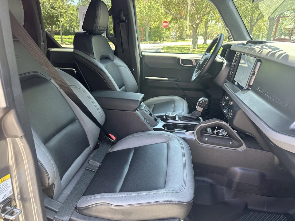 2024 Ford Bronco 6th Gen - Image 19 of 21