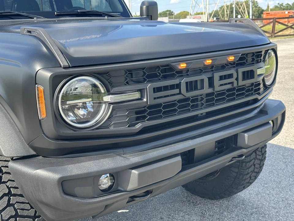 2024 Ford Bronco 6th Gen - Image 8 of 21