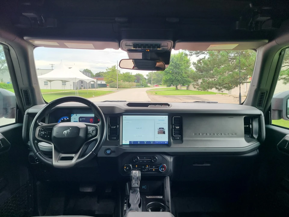 2024 Ford Bronco 6th Gen - Image 17 of 25