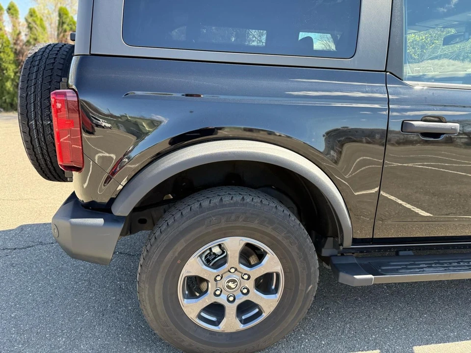 2024 Ford Bronco 6th Gen - Image 17 of 28