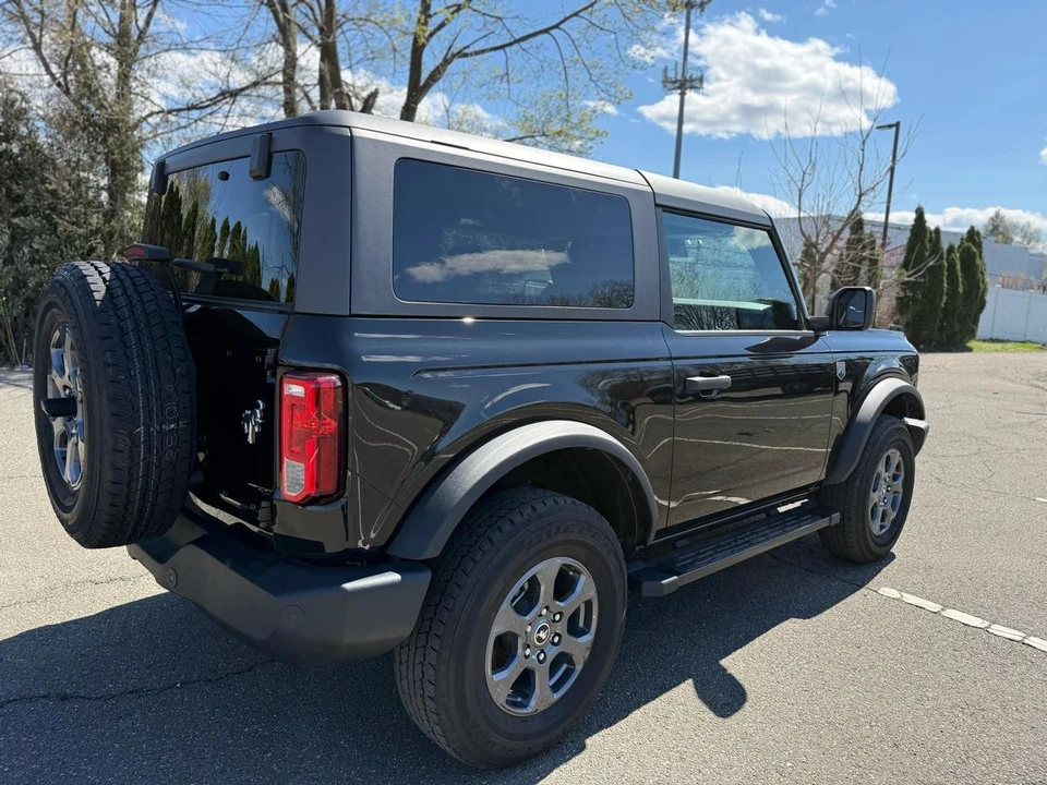 2024 Ford Bronco 6th Gen - Image 5 of 28