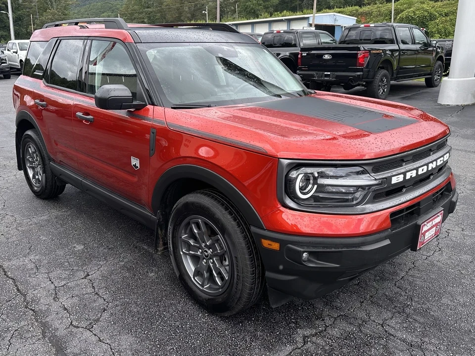 2024 Ford Bronco 6th Gen - Image 4 of 12
