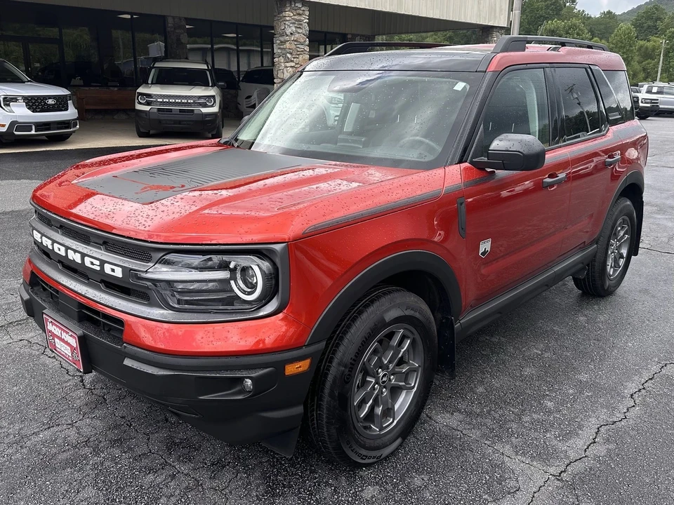 2024 Ford Bronco 6th Gen - Image 2 of 12
