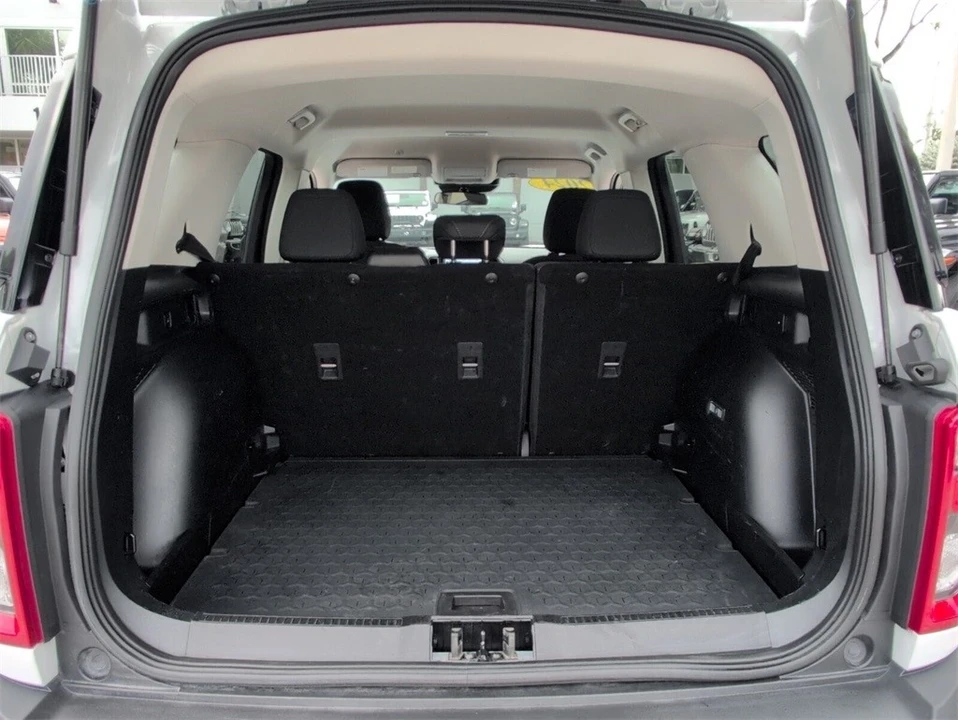 2024 Ford Bronco 6th Gen - Image 11 of 21