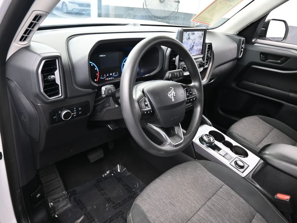 2024 Ford Bronco 6th Gen - Image 10 of 12