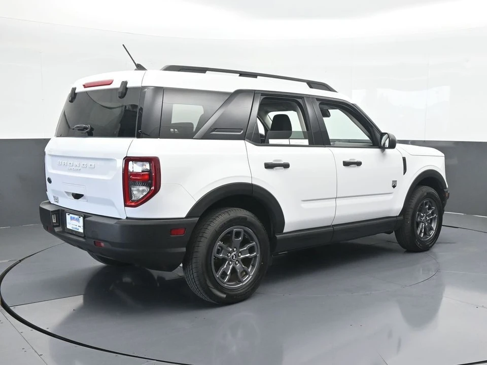 2024 Ford Bronco 6th Gen - Image 6 of 12