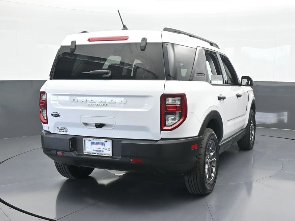 2024 Ford Bronco 6th Gen - Image 5 of 12