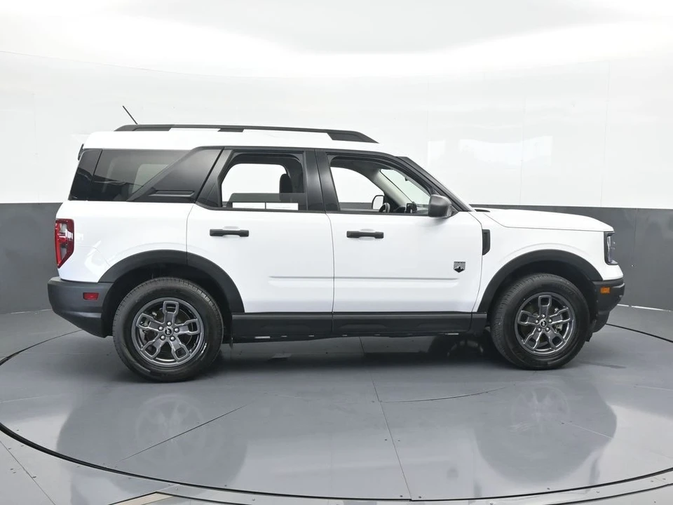 2024 Ford Bronco 6th Gen - Image 7 of 12