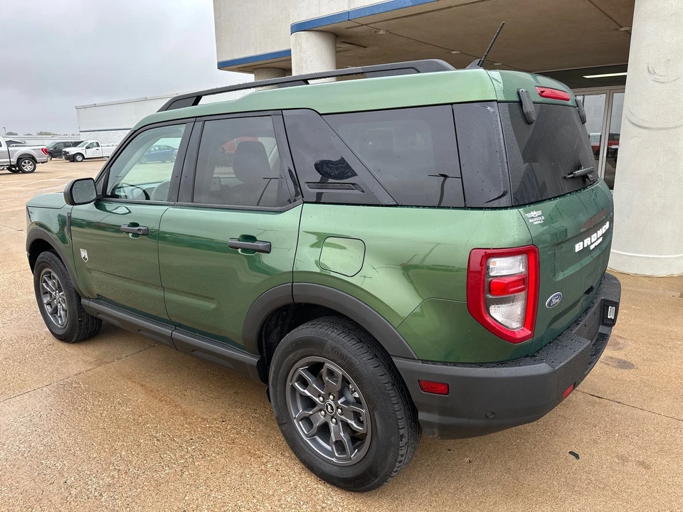 2024 Ford Bronco 6th Gen - Image 8 of 12