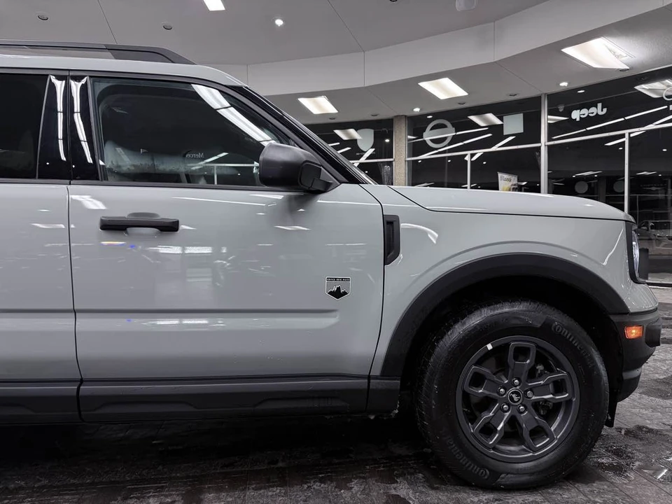 2024 Ford Bronco 6th Gen - Image 6 of 12