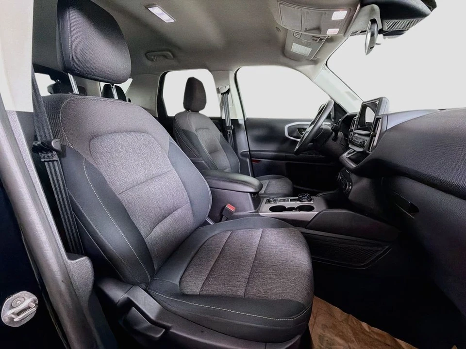 2024 Ford Bronco 6th Gen - Image 27 of 31