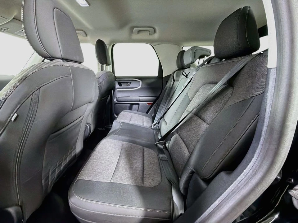 2024 Ford Bronco 6th Gen - Image 21 of 31