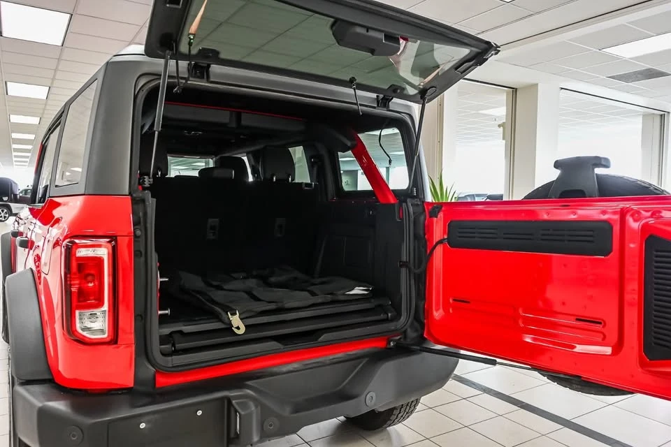 2024 Ford Bronco 6th Gen - Image 18 of 20
