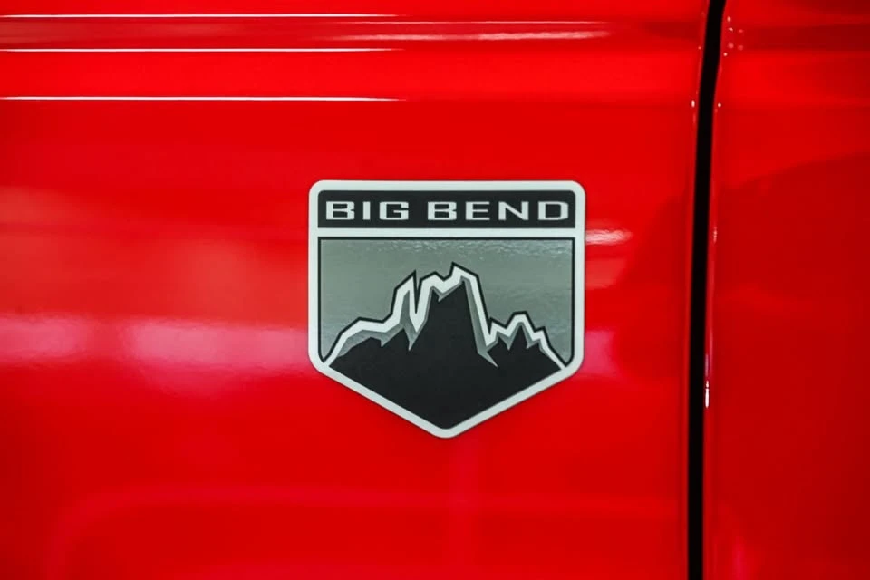 2024 Ford Bronco 6th Gen - Image 16 of 20