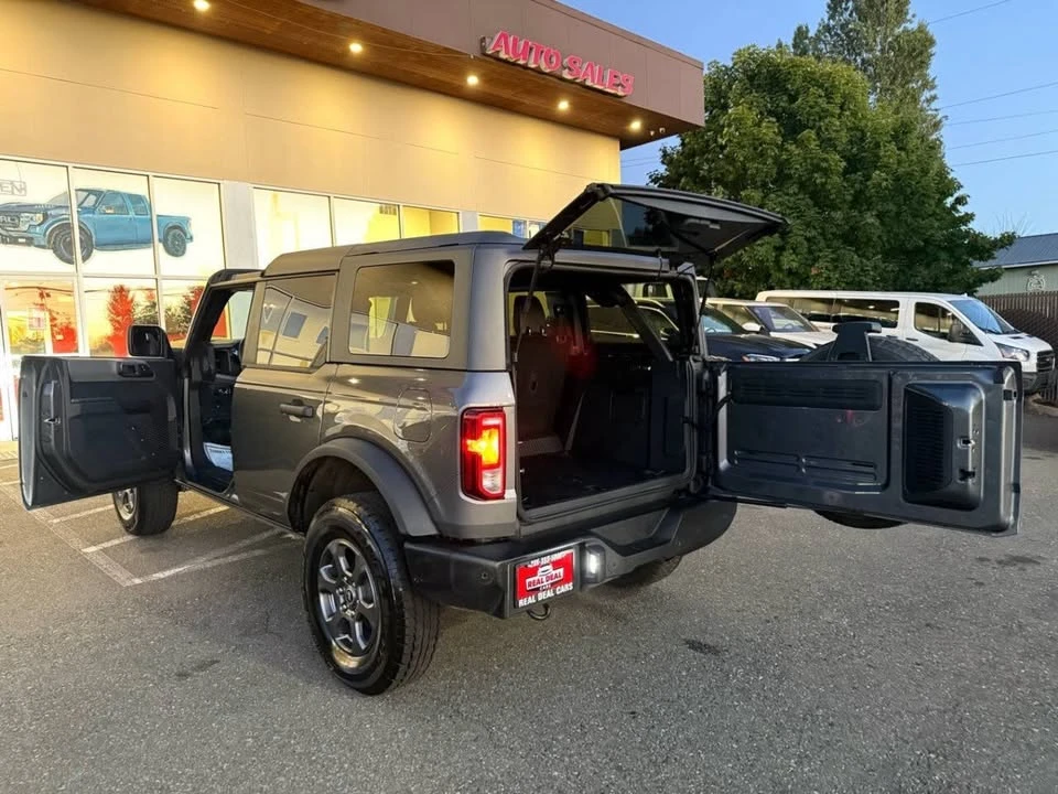 2024 Ford Bronco 6th Gen - Image 15 of 20