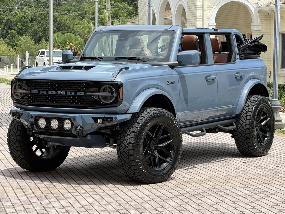 2024 Ford Bronco 6th Gen - Image 15 of 21