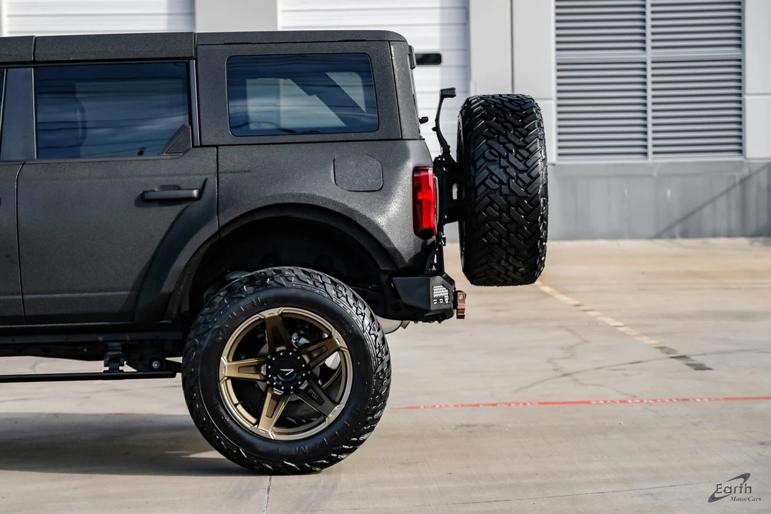 2024 Ford Bronco 6th Gen - Image 7 of 12