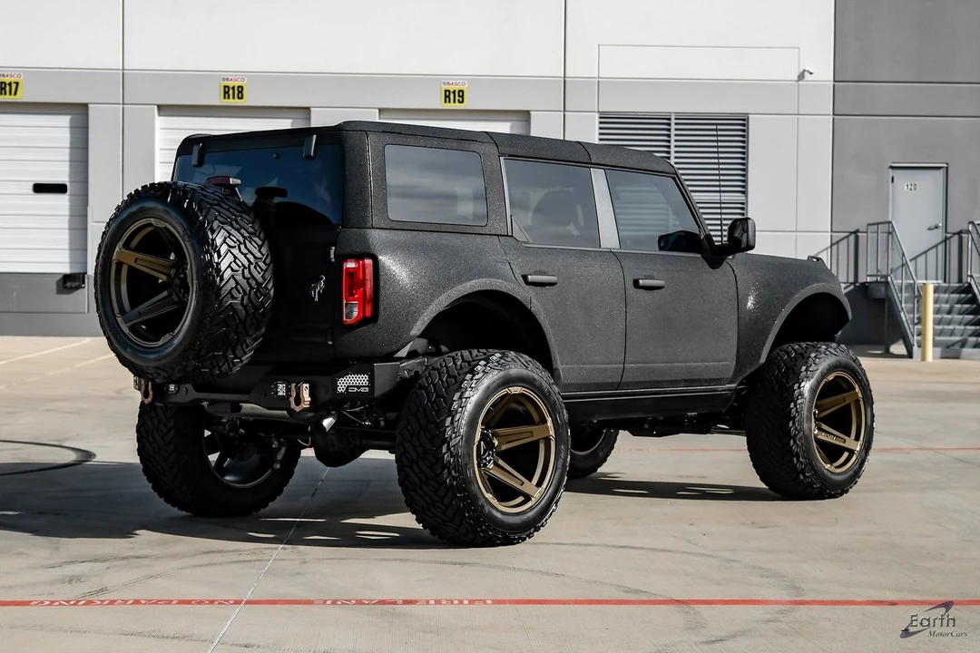 2024 Ford Bronco 6th Gen - Image 12 of 12