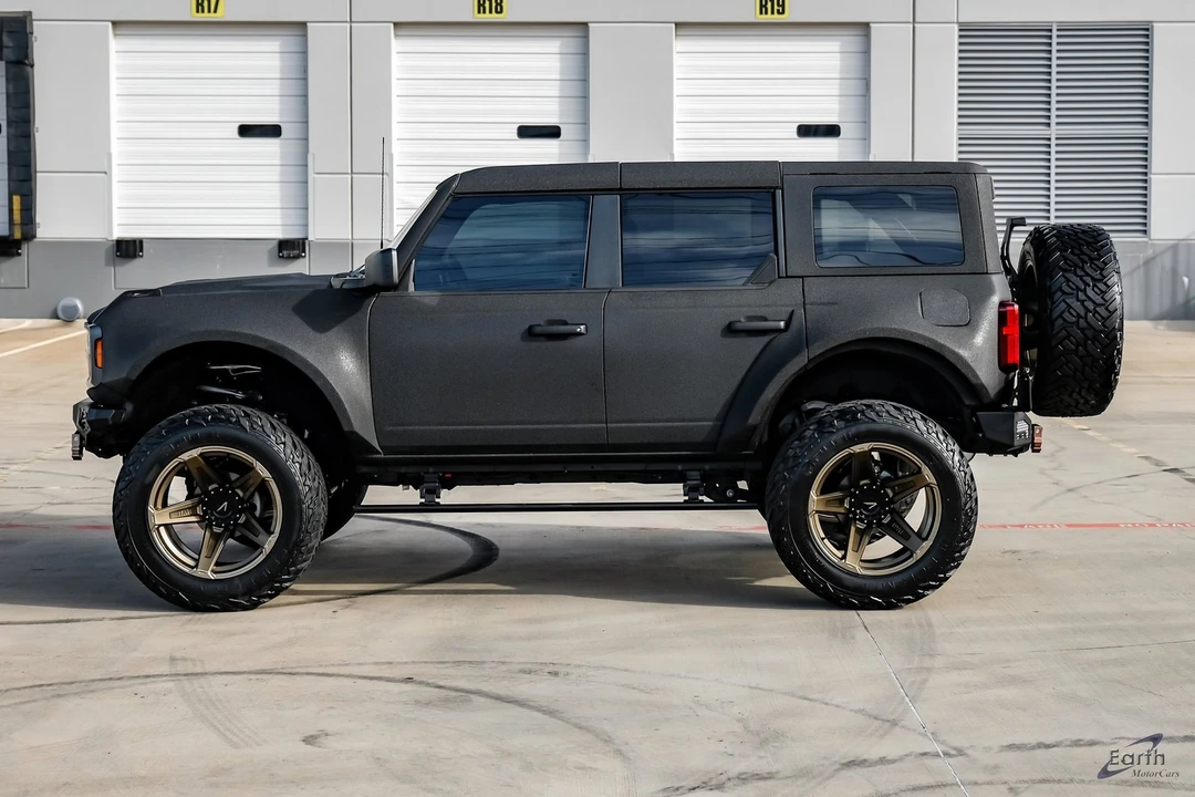 2024 Ford Bronco 6th Gen - Image 5 of 12
