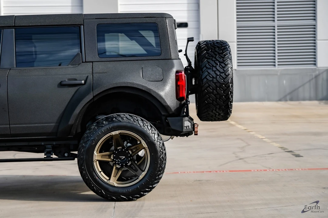 2024 Ford Bronco 6th Gen - Image 7 of 12