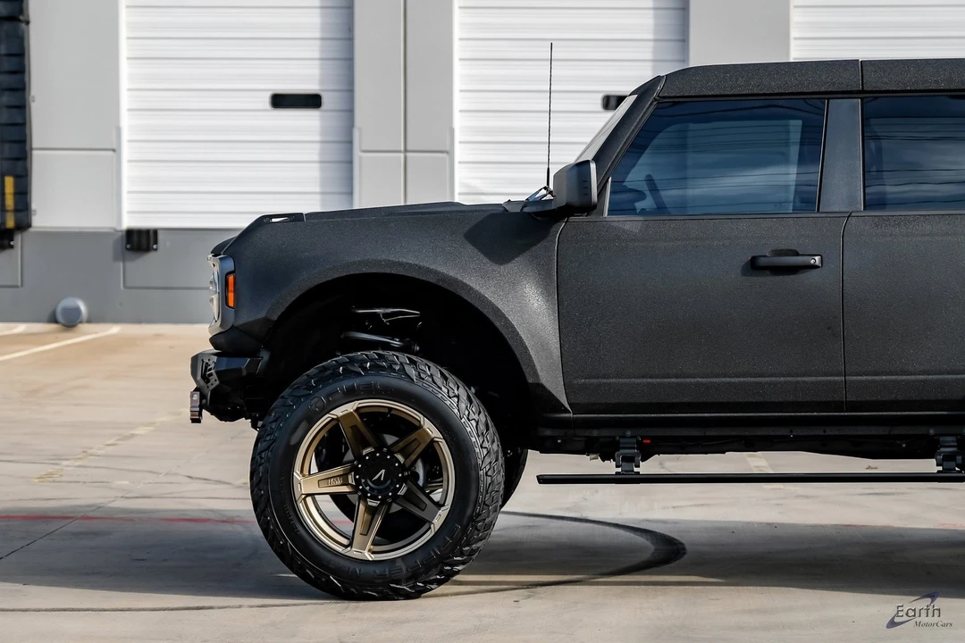 2024 Ford Bronco 6th Gen - Image 6 of 12