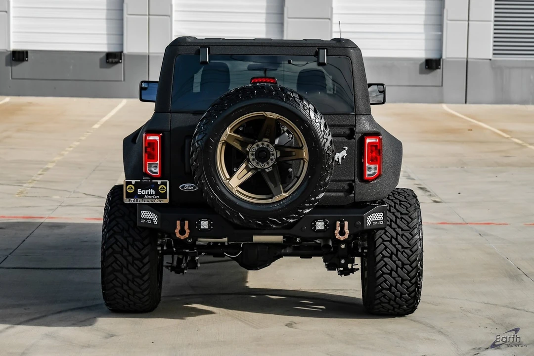 2024 Ford Bronco 6th Gen - Image 9 of 12