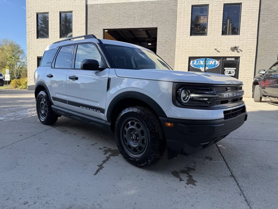 2024 Ford Bronco 6th Gen - Image 3 of 21