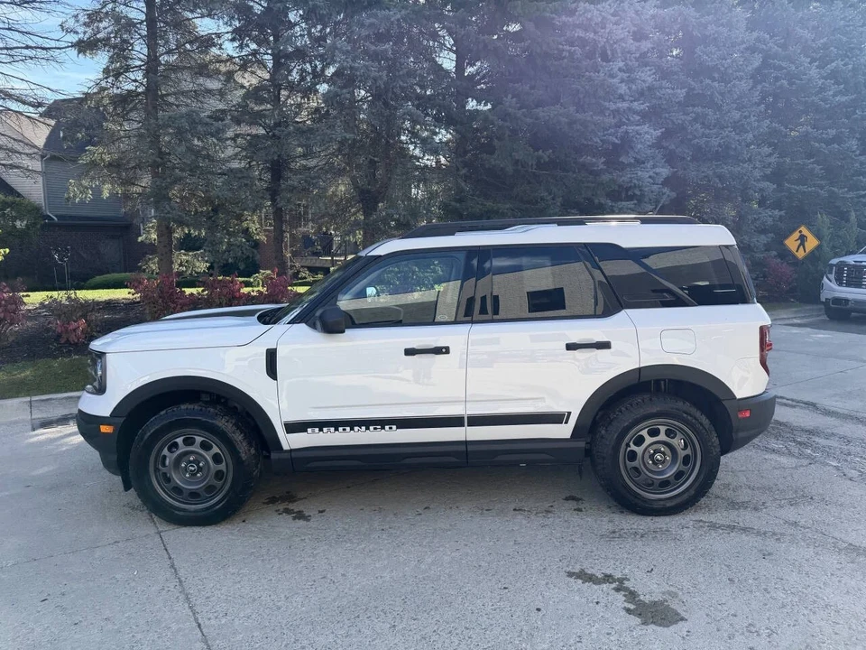2024 Ford Bronco 6th Gen - Image 14 of 21
