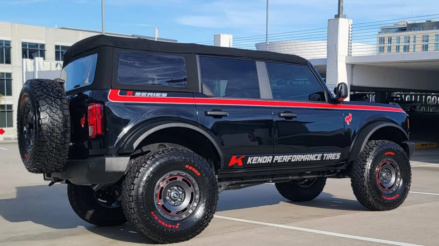 2024 Ford Bronco 6th Gen - Image 27 of 29
