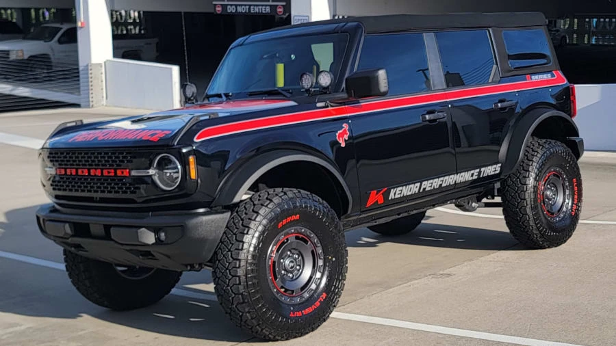 2024 Ford Bronco 6th Gen - Image 10 of 29