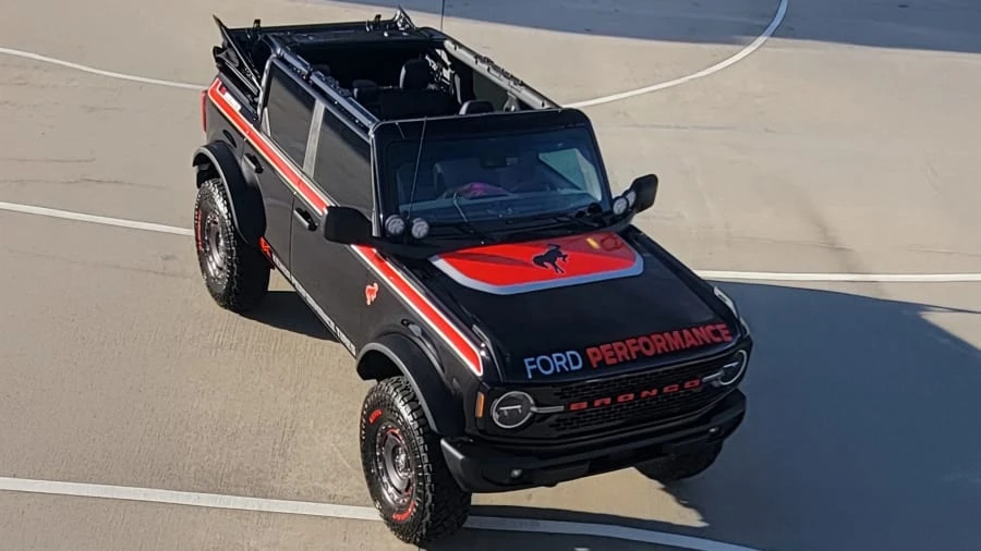 2024 Ford Bronco 6th Gen - Image 21 of 29