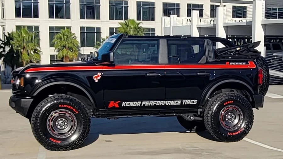 2024 Ford Bronco 6th Gen - Image 2 of 29