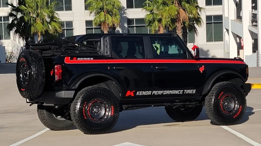 2024 Ford Bronco 6th Gen - Image 28 of 29