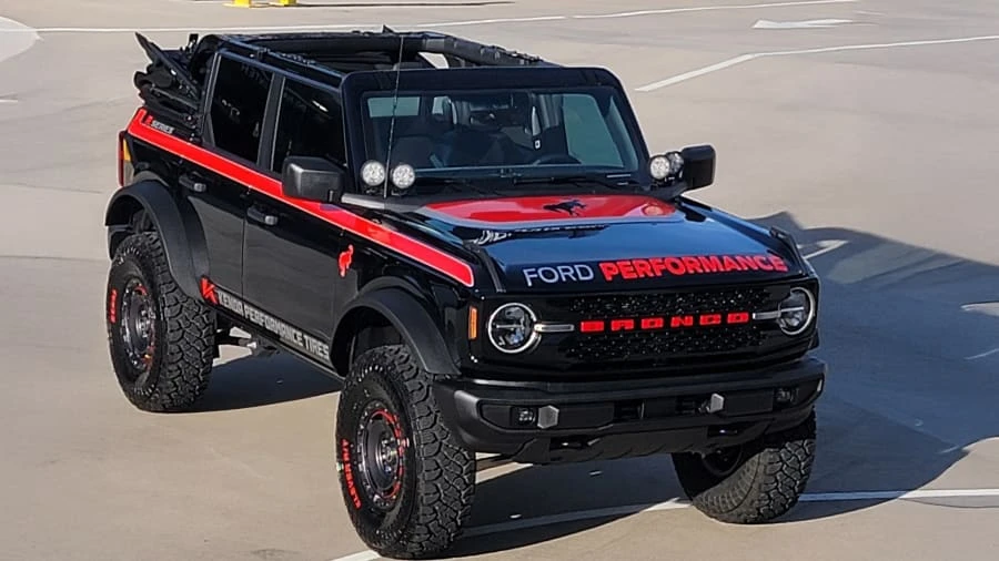 2024 Ford Bronco 6th Gen - Image 17 of 29