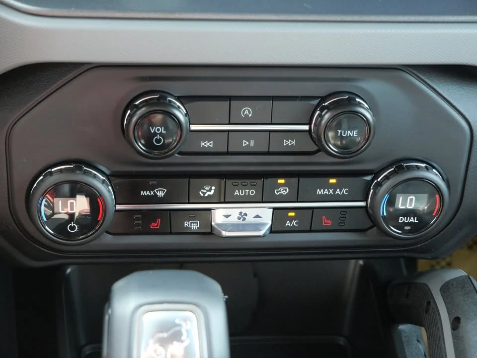 2024 Ford Bronco 6th Gen - Image 18 of 20