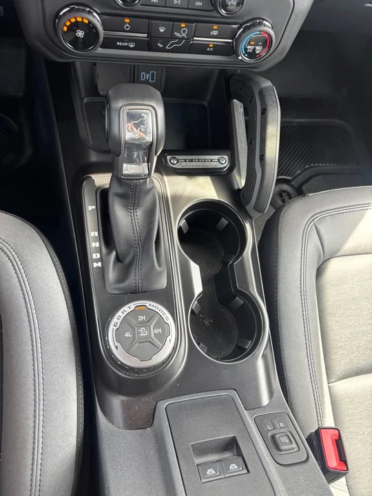 2024 Ford Bronco 6th Gen - Image 12 of 14