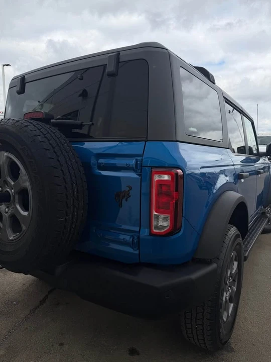 2024 Ford Bronco 6th Gen - Image 4 of 11