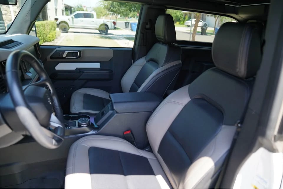 2024 Ford Bronco 6th Gen - Image 9 of 10